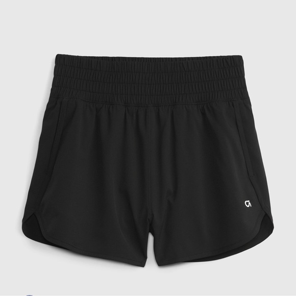 NWOT Gap Fit Women’s Running Shorts - Picture 1 of 6